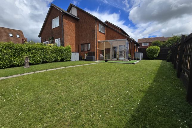 1-bed house on 19 Warren Close, Bridgend, £148,500