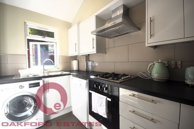 Thumbnail Flat to rent in Keighley Close, Camden