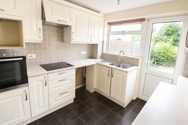 6, Loxwood Close, Orpington photo 2