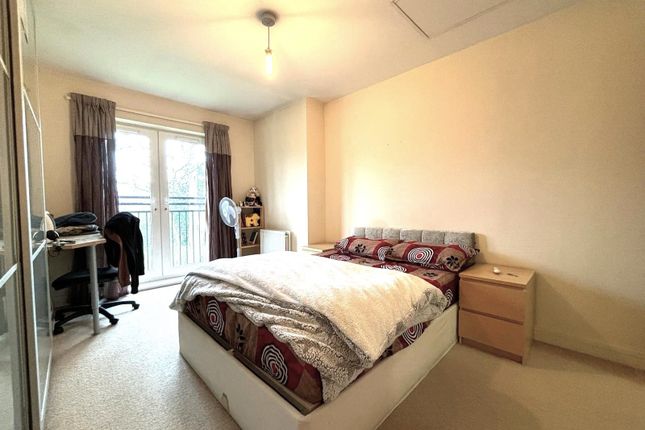 Flat for sale in Pepper Close, Manchester
