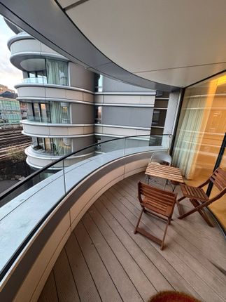 Corniche B10, SE1 7GG, London photo 5