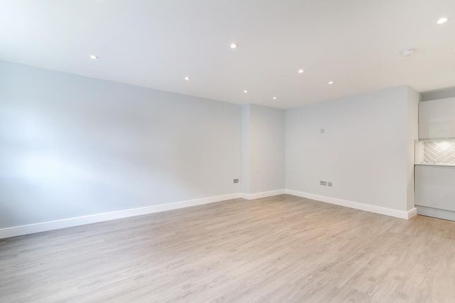 Flat for sale in Deburgh Road, Wimbledon