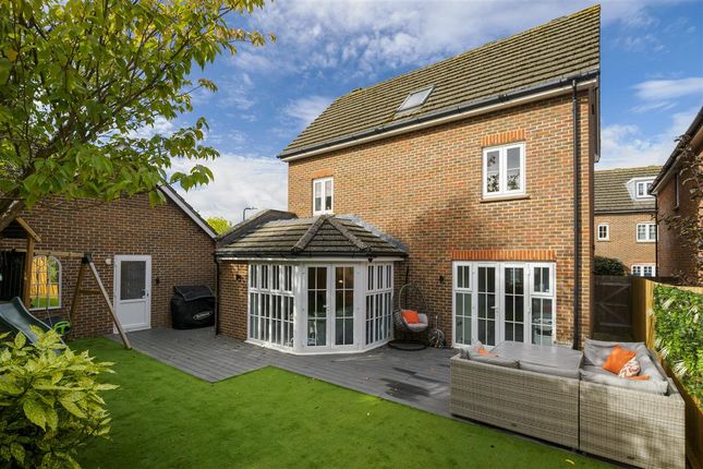 Beech Court Gardens, Maidstone photo 2