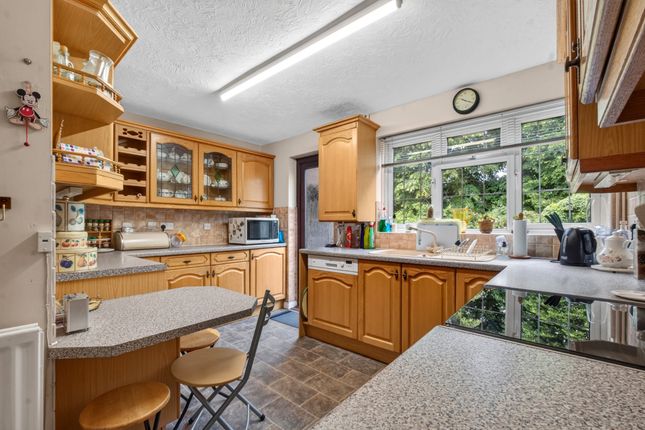 9 Redcar Avenue, Hereford photo 4