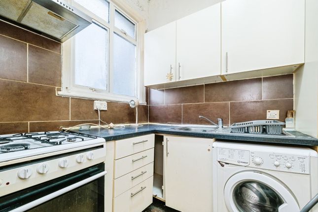 35A,, Ripple Road, London photo 4