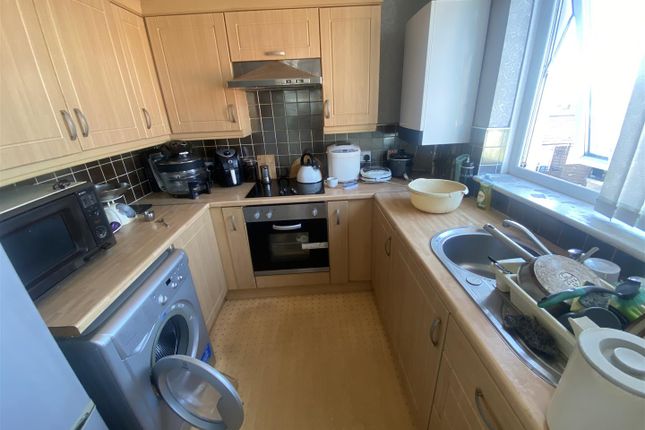44, Boston Court, Newcastle Upon Tyne photo 2
