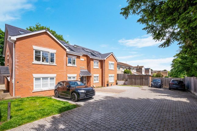 Thumbnail Flat for sale in Annabel Court, Roland Way, Worcester Park