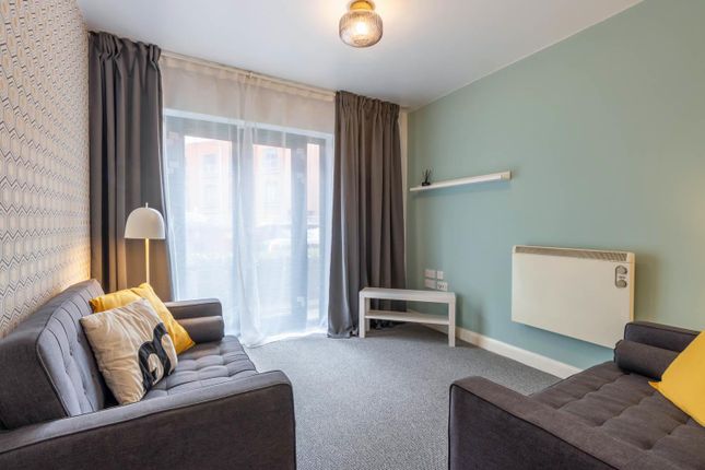 Thumbnail Flat to rent in Newhall Court, George Street