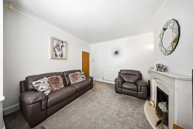 175, Casterton Avenue, Burnley photo 4