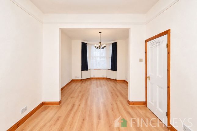 16 Glebe Road, London photo 2
