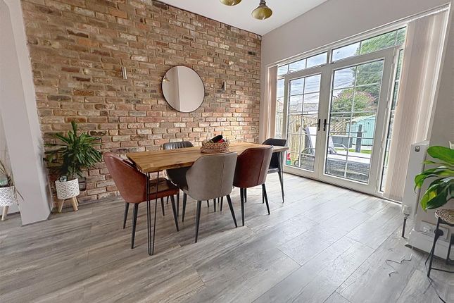 2, Eastbourne Road, Hornsea photo 4