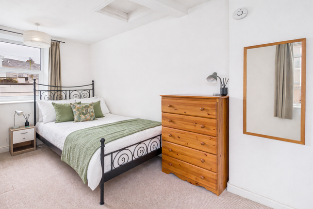 Studio house on Room 5, 26, Cheltenham Place, Plymouth, £480/mo