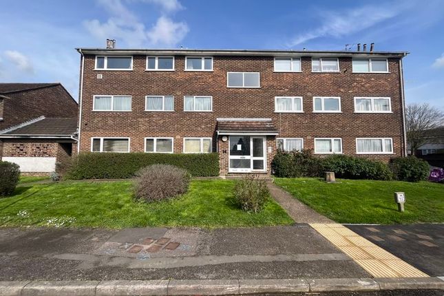 Flat for sale in Swallow Drive, Northolt