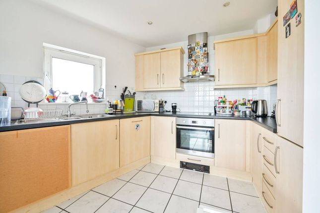 Thumbnail Flat to rent in Basin Approach, Limehouse, London