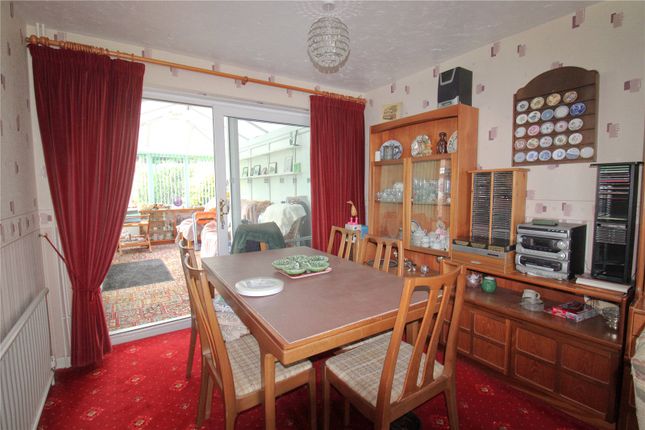 24, Charnwood Road, Wiltshire photo 4