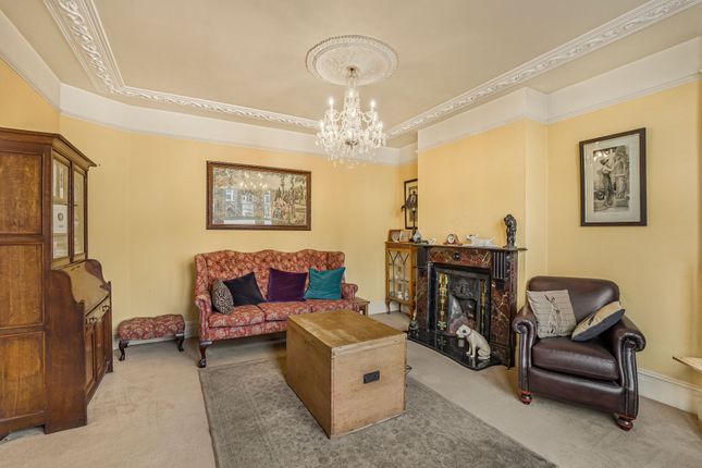 48, Boscombe Road, Essex photo 4