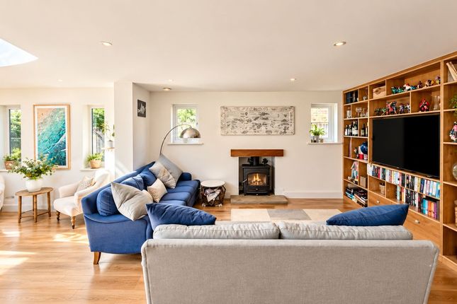 Pear Tree Lodge, Westbeams Road, Lymington photo 3