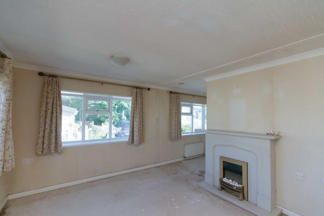 125, Oak Tree Close, Oak Tree Lane, Eastbourne photo 3