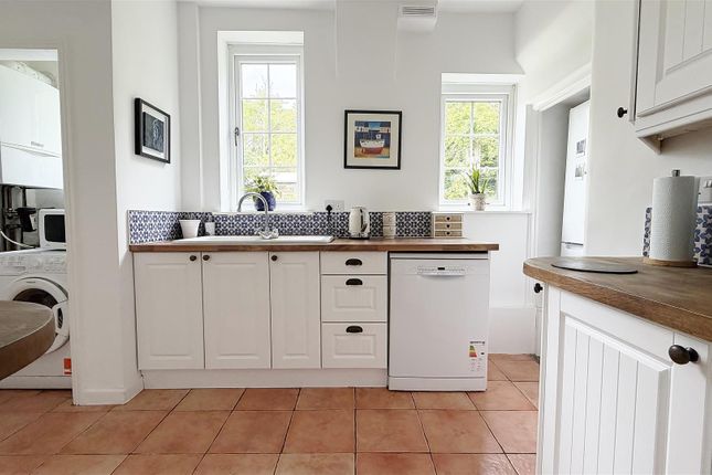 4, Wittonwood Road, Frinton-On-Sea photo 4
