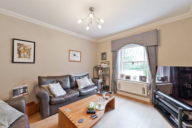 20, Longbourn, Berkshire photo 3