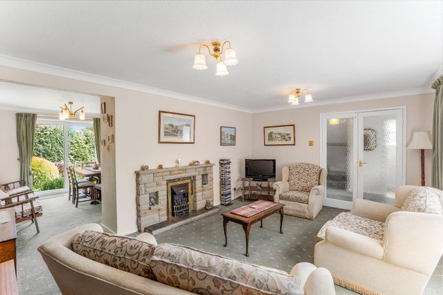 6, Ludolf Drive, Leeds photo 3