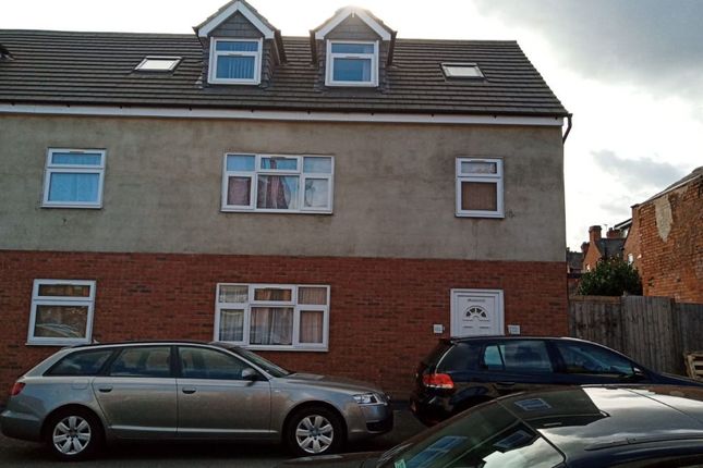 Thumbnail Flat to rent in Osmaston Road, Leicester