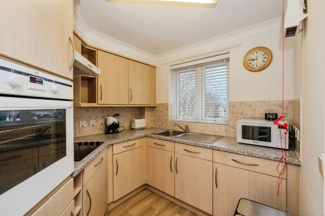 Apartment 27, Cwrt Hywel, 20, Alexandra Road, Swansea photo 3