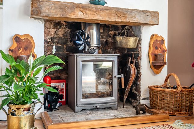 27, Mill Street, Devon photo 2