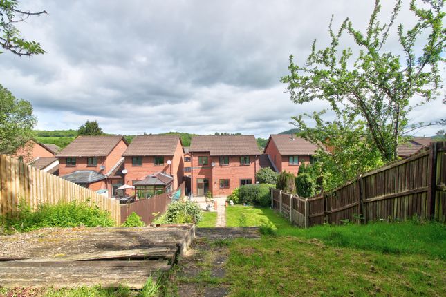 38, Blossom Close, Newport photo 4
