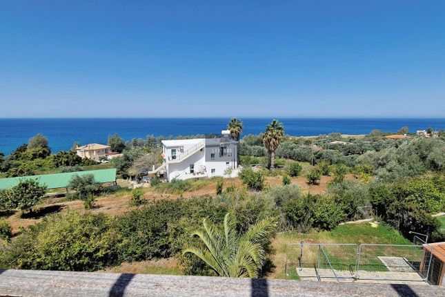 Villa for sale in Nea Dimmata, Cyprus