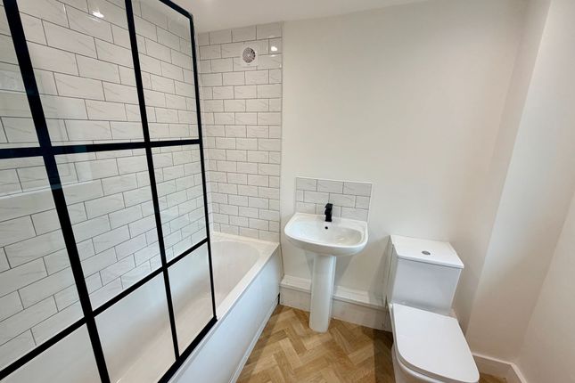 36 Risca Road, Newport photo 4