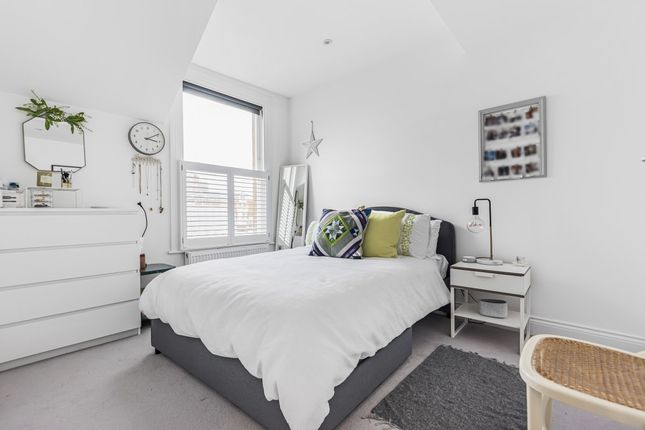 4, 6A, Electric Avenue, London photo 4