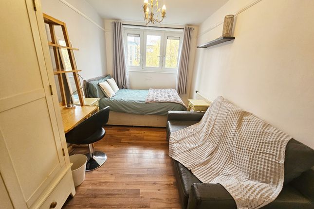 Barnabas House, London photo 4