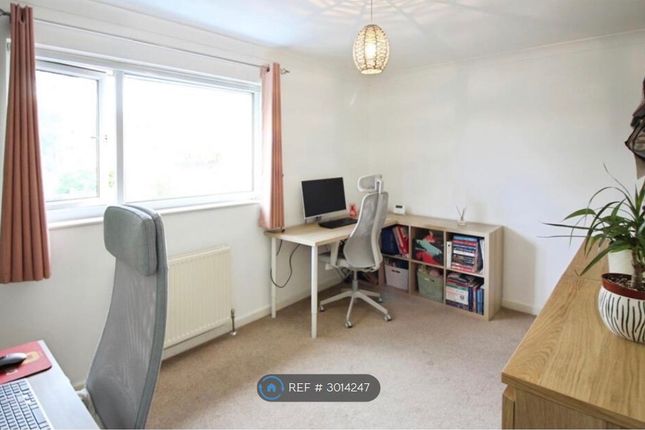 Acorn Drive, Leeds photo 5