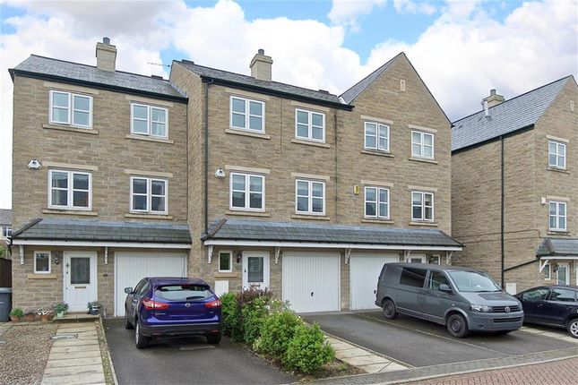 Thumbnail Town house to rent in Low Beck, Ilkley