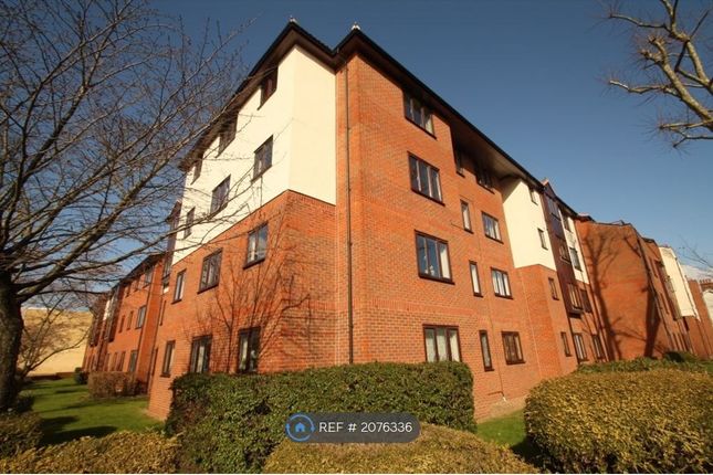 Thumbnail Flat to rent in Sidney Road, Staines-Upon-Thames