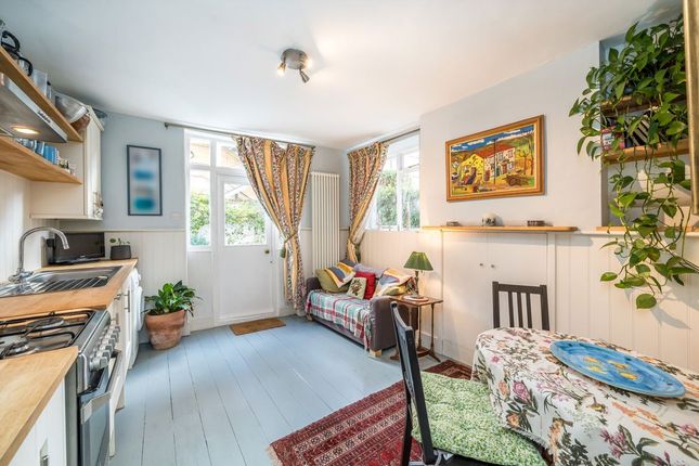 43, Voltaire Road, London photo 2
