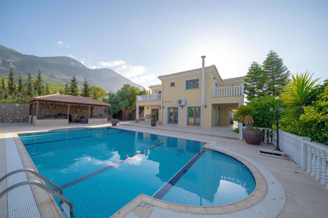 Villa for sale in Lapta, West Of Kyrenia