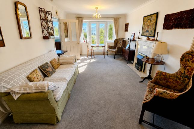 Flat 48 Farthing Court 33, Langstone Way, London photo 2