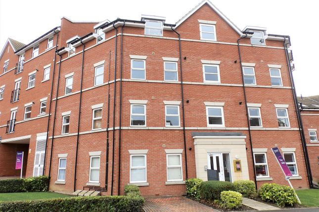 2 bed flat for sale in Meridian Rise, Ipswich IP4