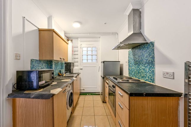 Thumbnail Flat to rent in Great Cumberland Place W1H, Marylebone, London,