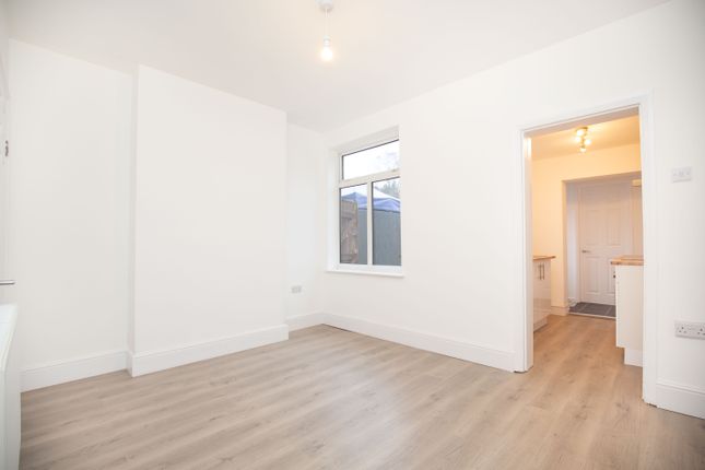 8, Tenter Street, Atherstone photo 2