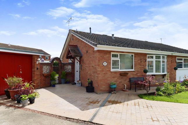 2 bed bungalow for sale in Fairness Close, Shrewsbury SY2
