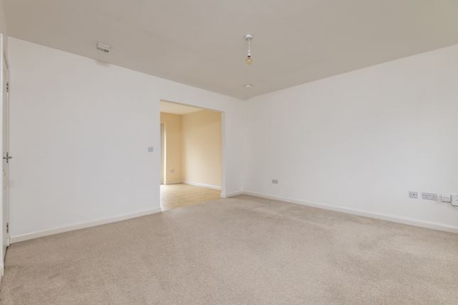 34, Oakley Road, Dunfermline photo 3