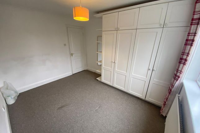 Room to rent in Mountington Park Close, Harrow