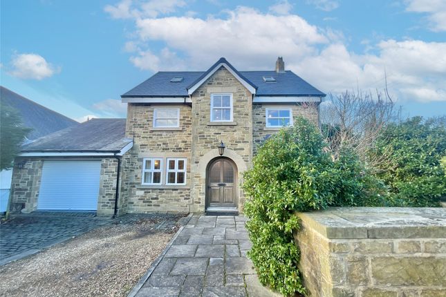 Thumbnail Detached house for sale in Belle Vue Bank, Low Fell, Tyne And Wear