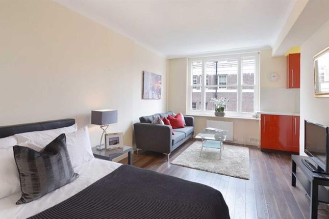Studio flat on Flat 68, 39, Hill Street, Mayfair, £2,817/mo