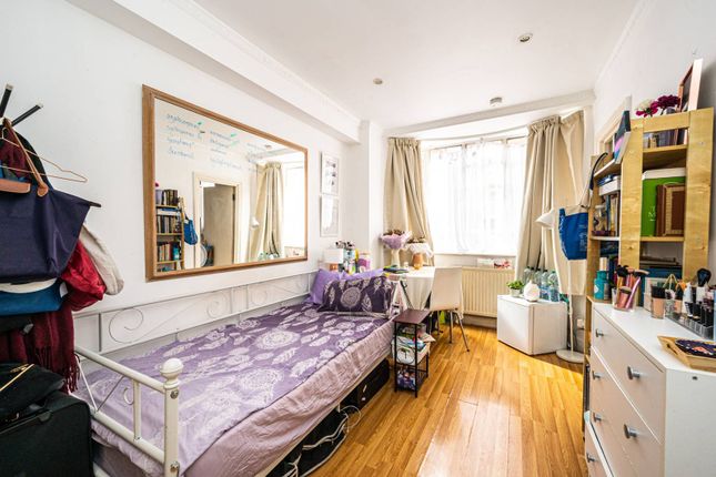 Studio to rent in Sloane Avenue, Chelsea, London