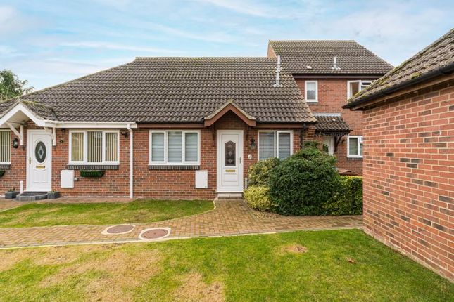 Thumbnail Bungalow for sale in The Glades, Launton, Bicester
