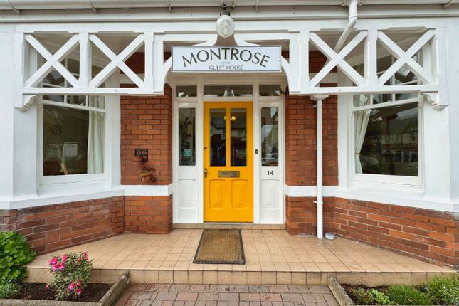 Montrose Guest House,14, Tregonwell Road, Minehead photo 3